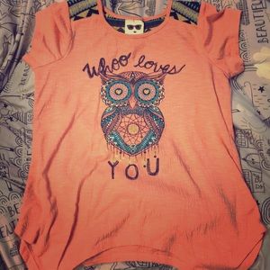 A children’s large size shirt